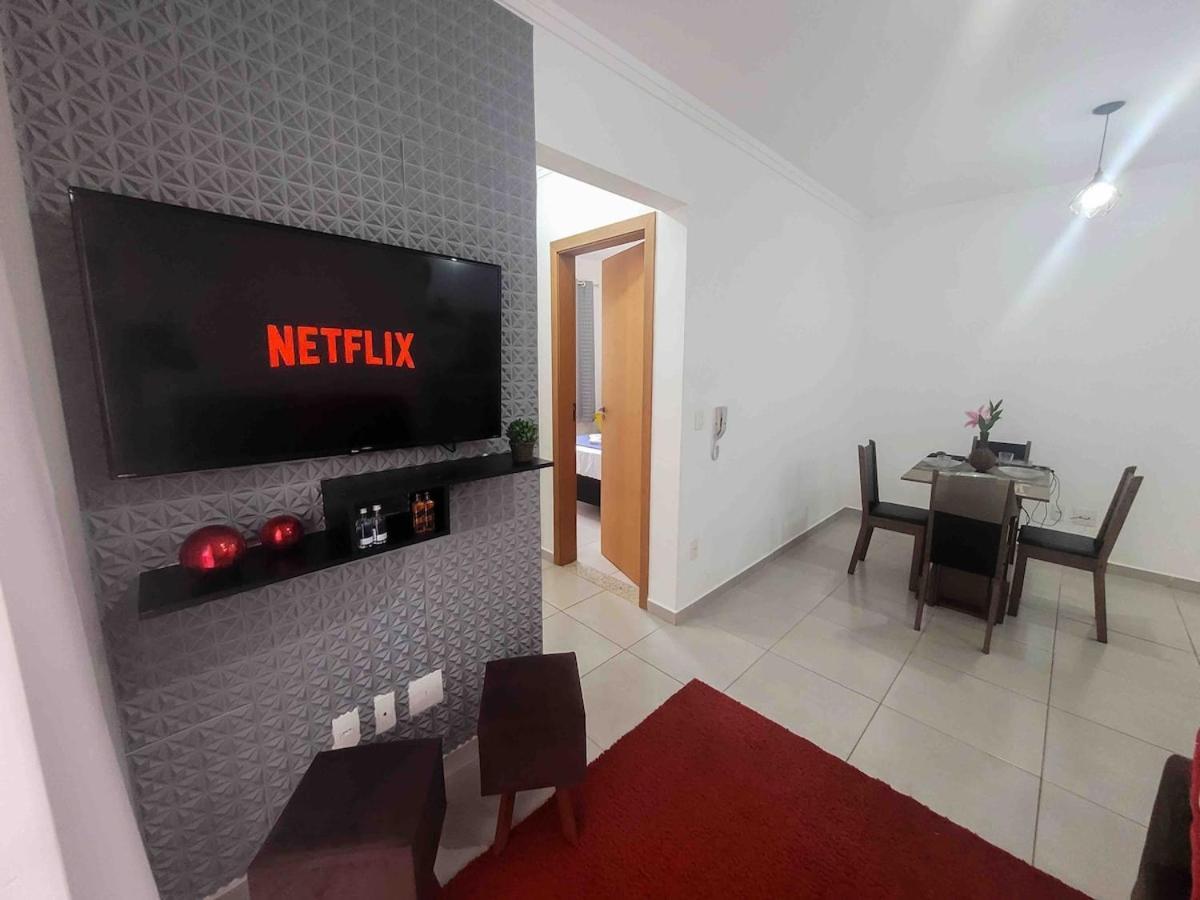 Bem No Centro, Cozinha Completa, Varanda E Garagem Poços de Caldas 외부 사진